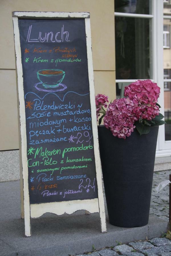 Dom Pomocy Studentom Hostel Warsawa Bagian luar foto