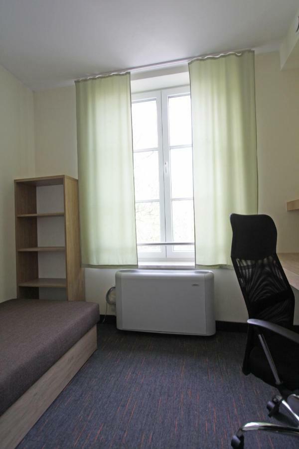 Dom Pomocy Studentom Hostel Warsawa Bagian luar foto